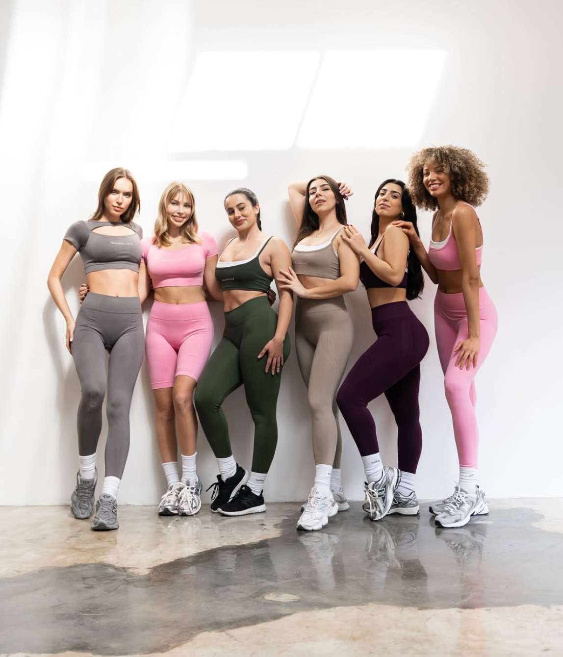 Dikişsiz Spor Giyim Neden Bu Kadar Popüler? 5 Kritik Sebep!