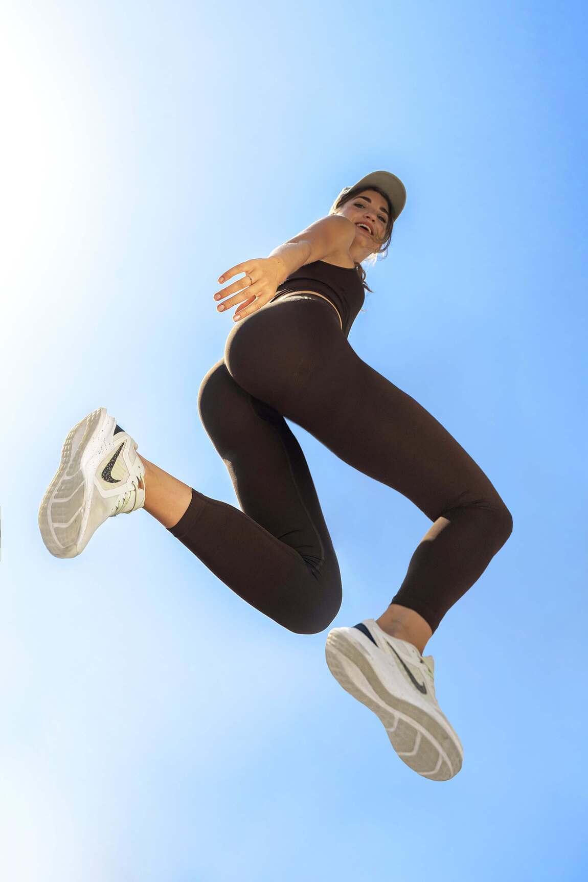 ICONIC SCRUNCH LEGGINGS - Brown