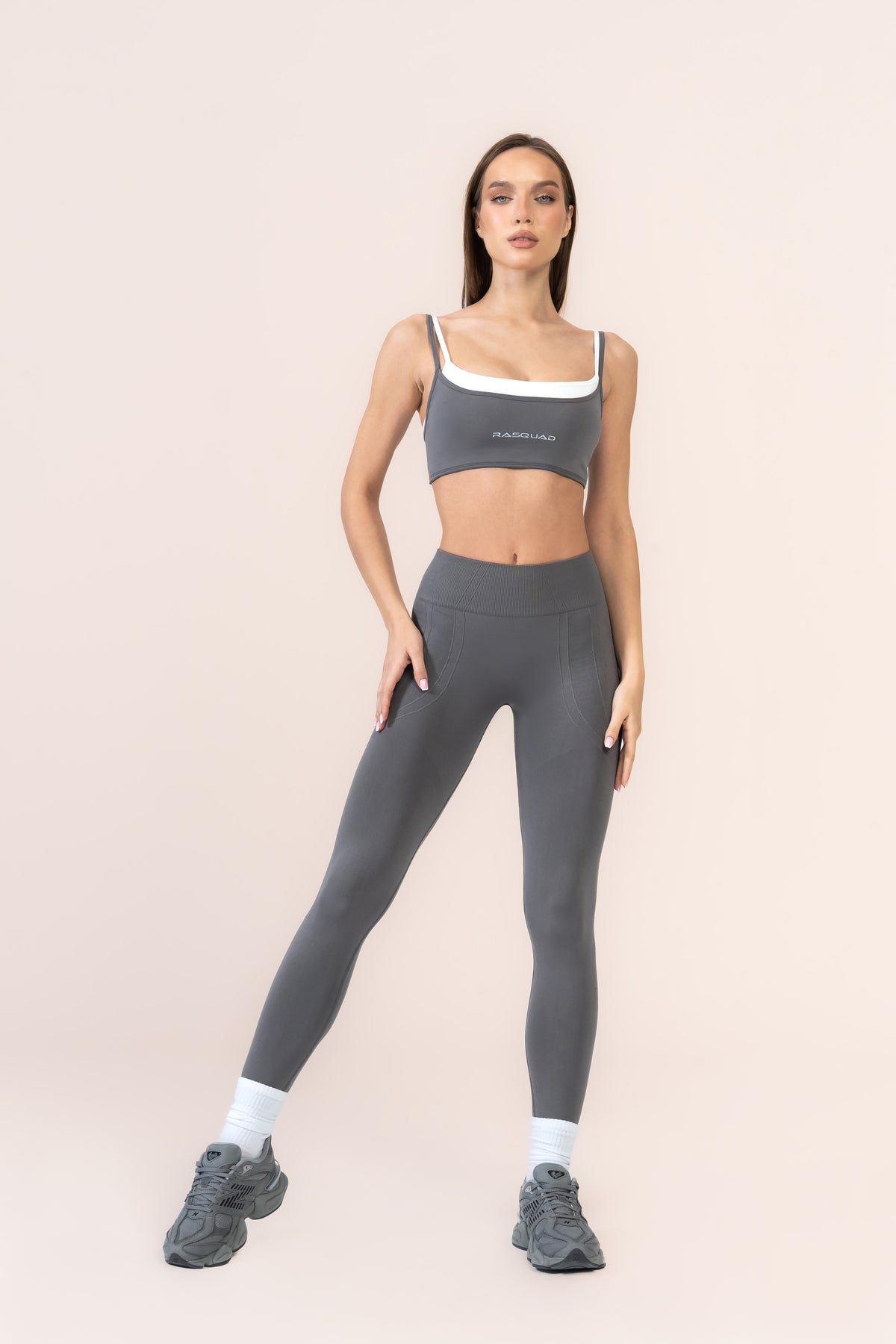PROLUXE LAYERED SPORT BRA - Grey