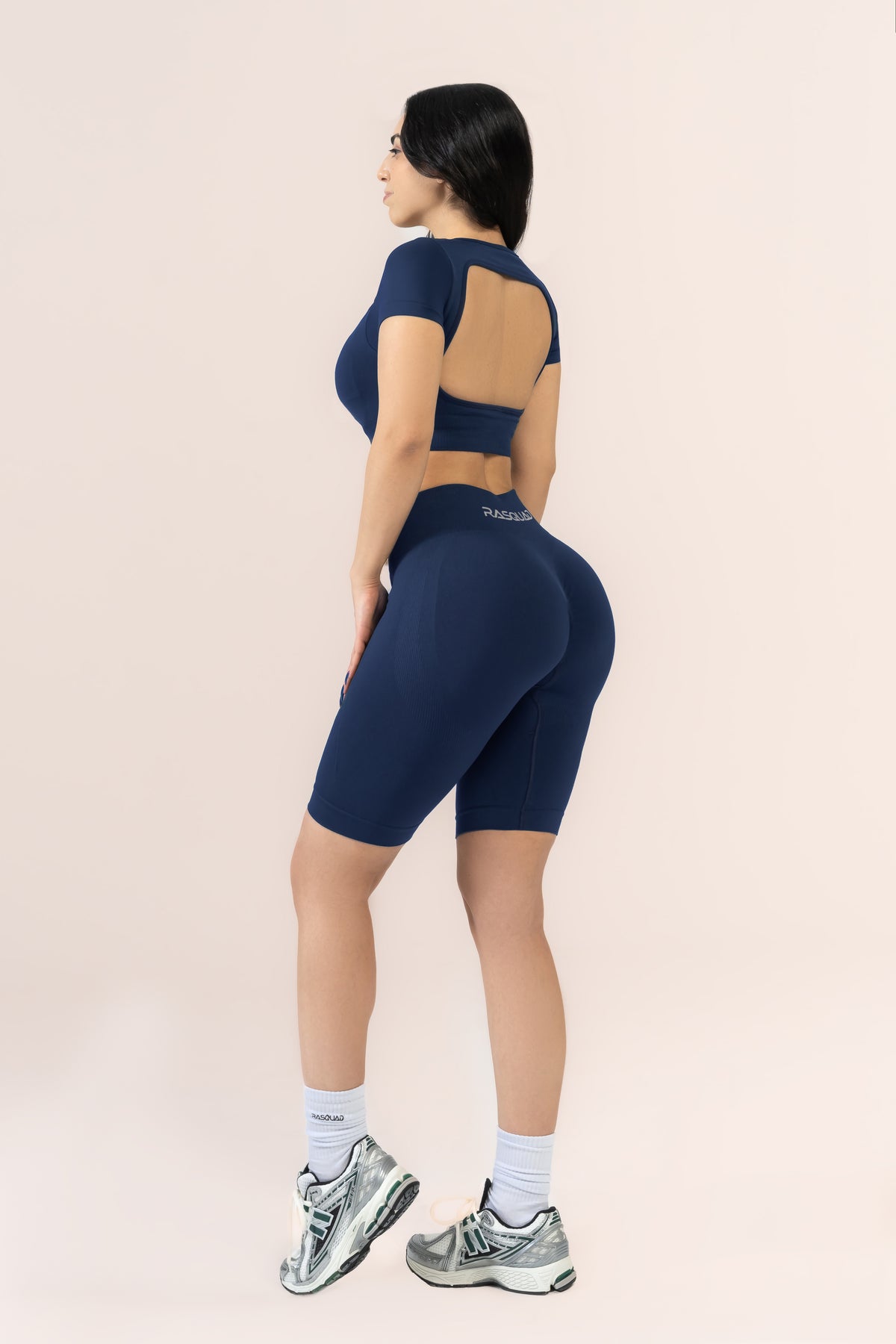 Aurora Proluxe Curve Short Vingilot | Scrunch Up Spor Şort

