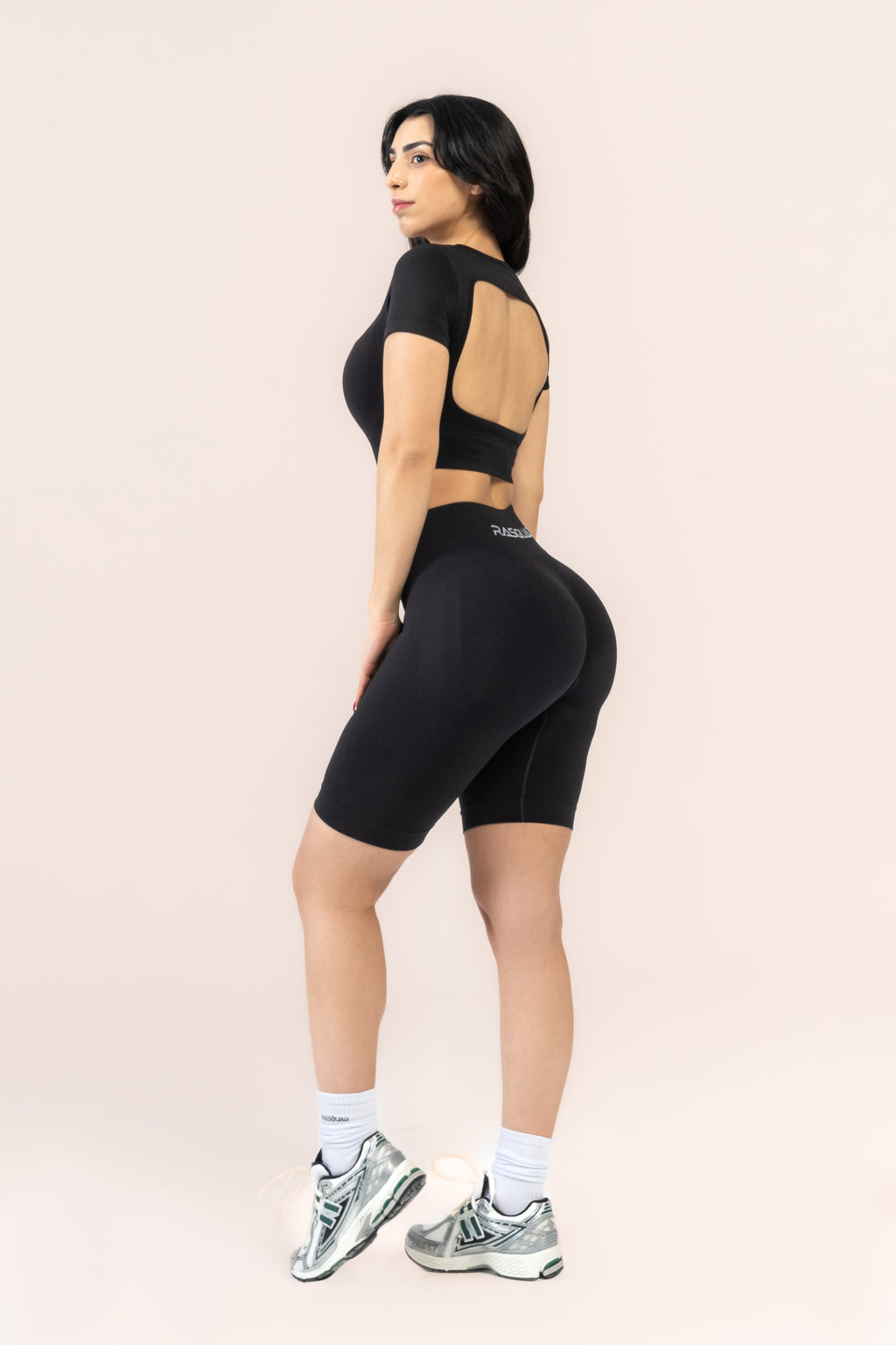 Aurora Proluxe Curve Short Evenstar | Dikişsiz Spor Şort

